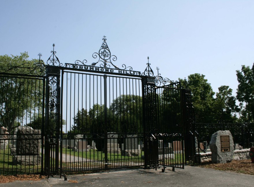 The gates of Drummond Hill Cemetery