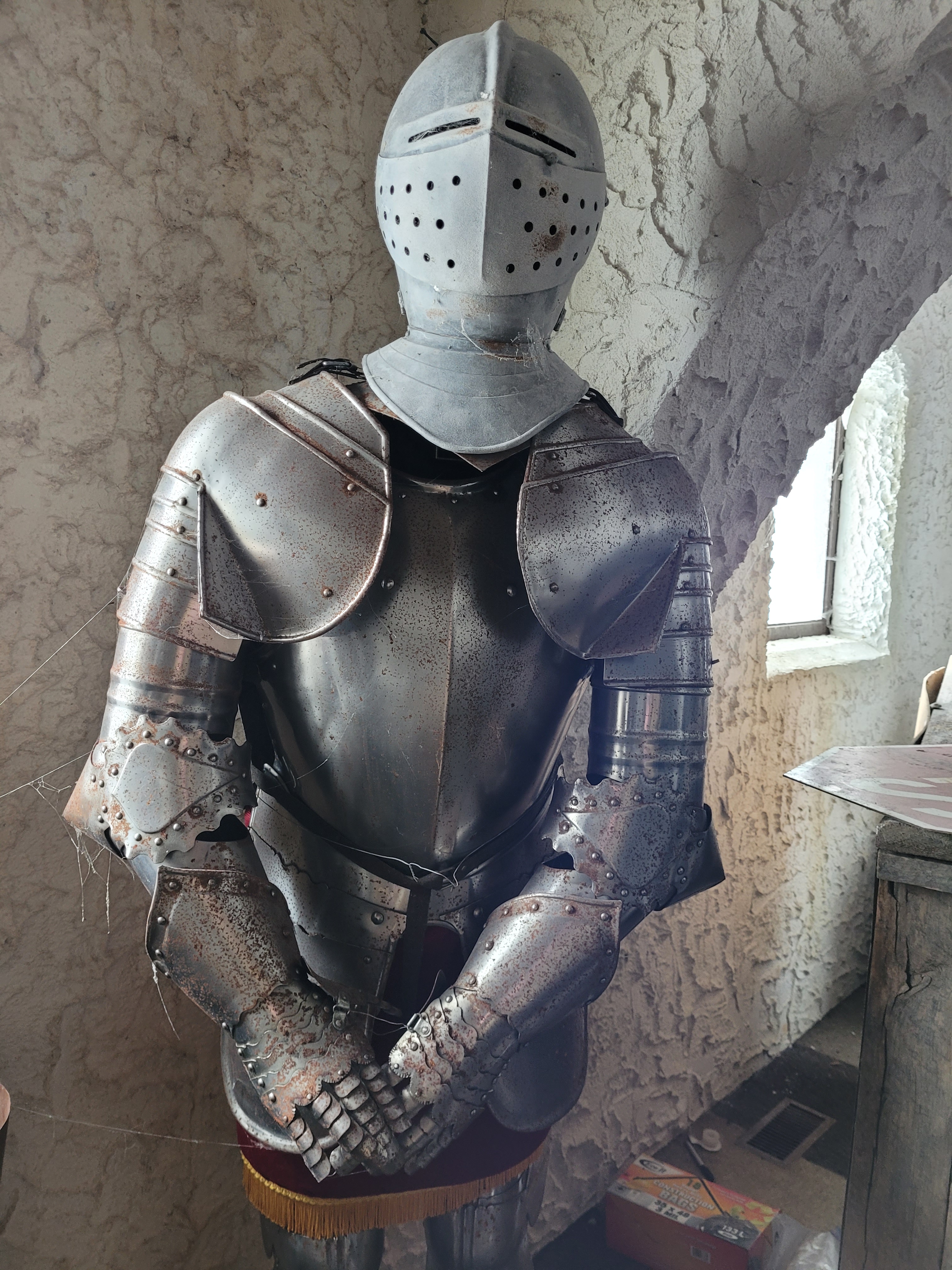Inside Castle Village, Midland ON ©2023 Photos by Mike Lalonde