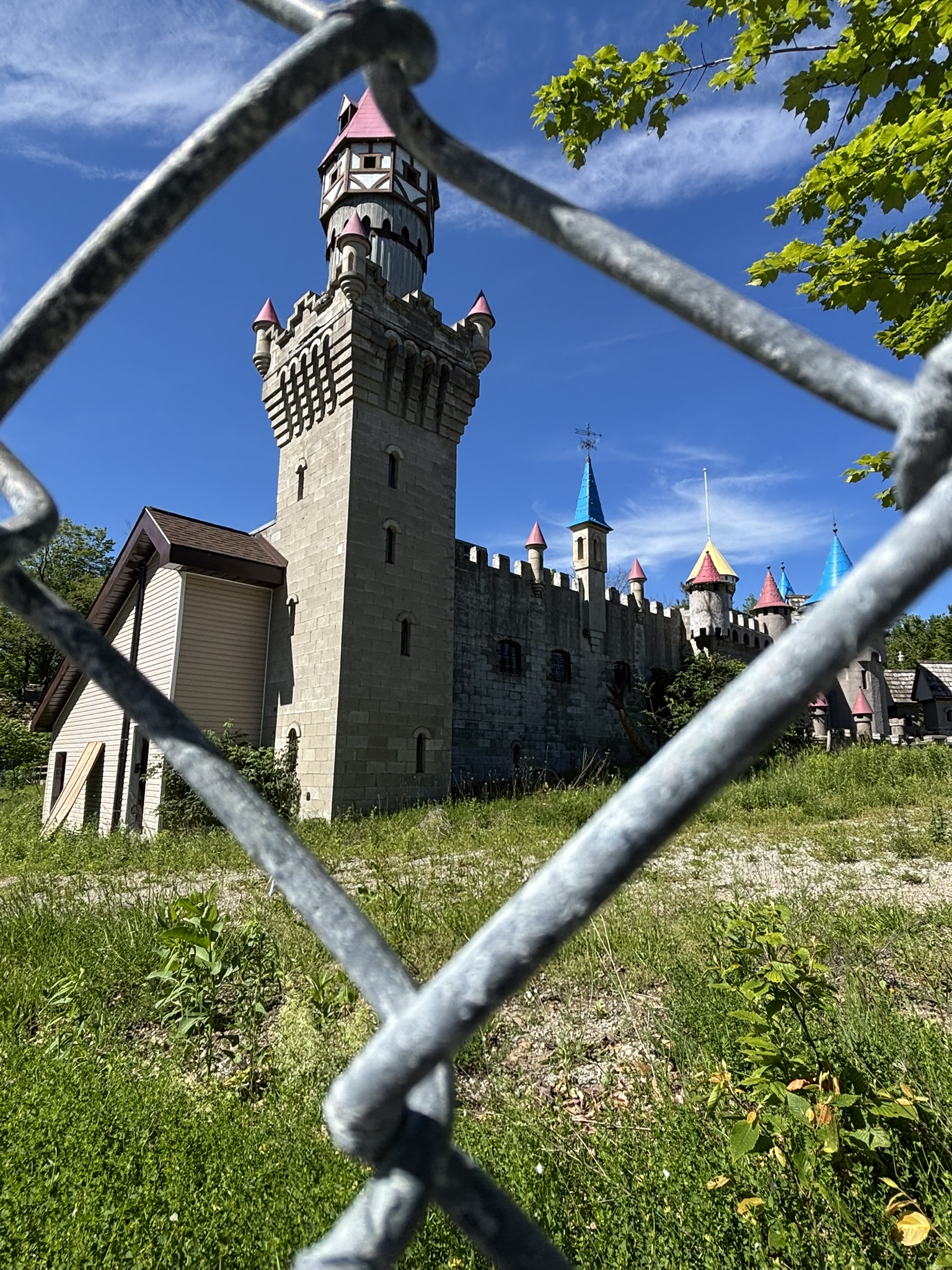 Castle Village, Midland ON ©2023